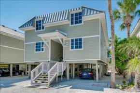 TURTLEBACK 11 home